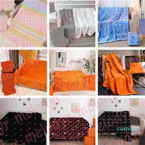 2023-Classic Tasarımcı Battaniyesi Kış Pazen Battaniyesi Mektup Baskı Seyahat Kapağı Battaniyesi Evde Kanepe Yatak Halı Kutu