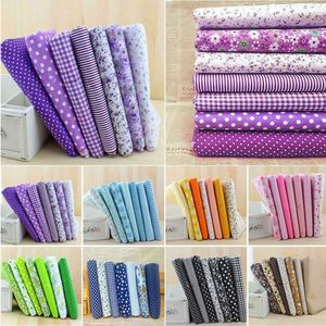 Kumaş 7pcs 25*25cm renkli pamuklu kumaş bez dikiş patchwork çeşitli ön kesim yağ çeyreği demeti diy el yapımı zanaat malzemesi p230506