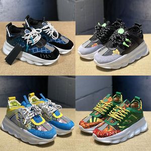 Topp Italien kedja reaktion sneakers casual skor mode reflekterande höjd trippel svart vit flerfärgad mocka lxuury kvinnor herr sport designers tränare tränare