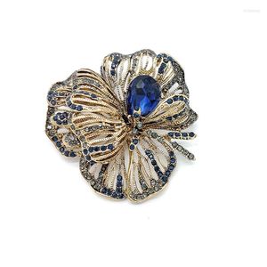 Brooches PD BROOCH 2023 Big Crystal Flower For Women Rhinestone Weddings Party Casual Pins Gifts