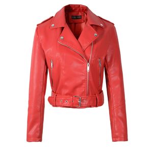 Jacken 2021 Neue Frauen Herbst Winter Winter Faux Weiche Leder Jacken Lady rot schwarzgrüne PU Zippers Motorradstraßenmäntel mit Gürtel