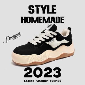 2023 Lovers grube dolne zamszowe skórzane buty męskie platforma płaskie trampki Kobiety koronkowe marka marki tenis buty femmel