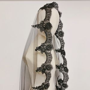 Wedding Hair Jewelry One Layer Lace Edge Black Bridal Veil 1 5 1 5 M Long Accessorie Cosplay 230506