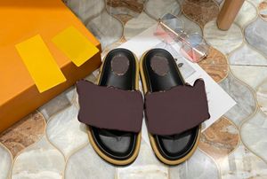 Designer de plataforma Slipper Sandles Luxuado Sandles Poollow Comfort Mula Slides Plataformas Sandal for Woman Real Leather Summer Shoe 35-42
