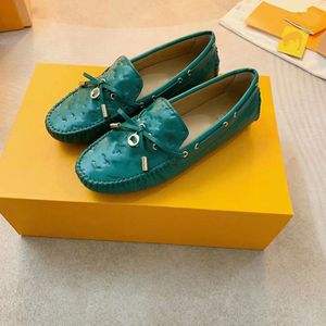 Handmade Women Gloria Loafers Classic Studs Bottom Bow Tie Coated Canvas Flower Print Reverse Fashion Shoes mkjkiu000004