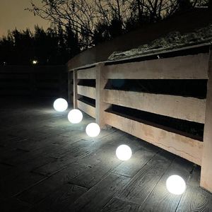 充電式LEDボールライトカラー変化グローブランプ屋外庭園RGBWオーブバーヤードパティオパスウェイナイト