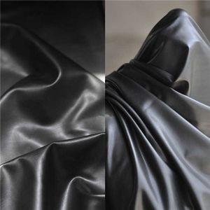 Tecido escuro preto preto fosco alto malha de malha de imitação de couro-fosca de casas de casquilhe estilo de quatro lados P230506