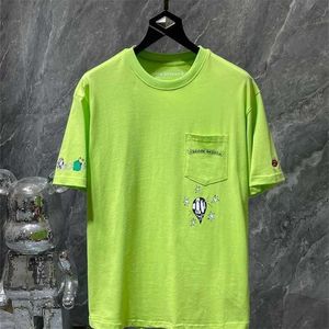 Men's Chrome//heart T-shirts Springsummer Designer New Personalized Print Green Eyes Smiling Face Short Sleeve Tshirt Unisex