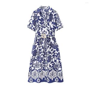 カジュアルドレス女性エレガントな青いプリント半袖シャツドレス2023夏の女性ビンテージベルトミディレディースルーズフローラル