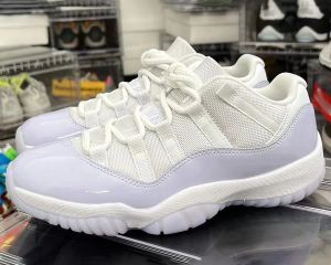 2023 Release Authentic Jumpman 11 Low WMNS Pure Violet Basketball Shoes 11s Echte koolstofwit/pure violet-witte retro sport sneakers met originele doos