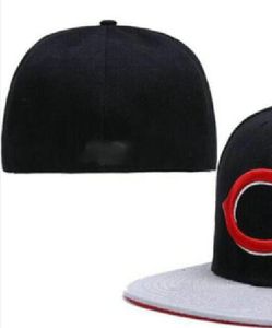 Wholesale High Quality Men's Cincinnati Sport Team Fitted Caps SOX Flat Brim on Field Hats Full Closed Design Size 7- Size 8 Fitted Baseball Gorra Casquette