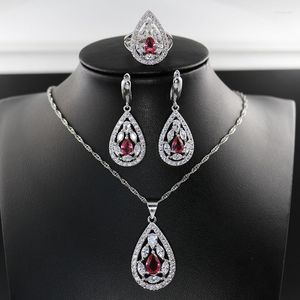 Серьги ожерелья устанавливают Funmode 3pcs Red Cz Pendant Beauty Drop Shape Dubai для женщин свадебных пульсера