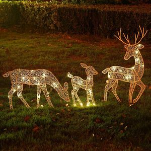 Садовые украшения Рождественский олень Три наружных металлических световых украшений со светодиодным светом светящимися вспыхивающими статуей Статуя блески блесток оленя 230506