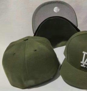 Pronto Stock Wholesale de alta qualidade Los Angeles Sport Team equipado Cap La Flat Brim em chapéus de campo Tamanho completo do design fechado 7- Tamanho 8 Baseball Gorra Casquette A1