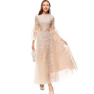 Women's Runway Dresses O Neck 3/4 Sleeves Embroidery Mesh Fashion Designer Party Prom Evening Gown