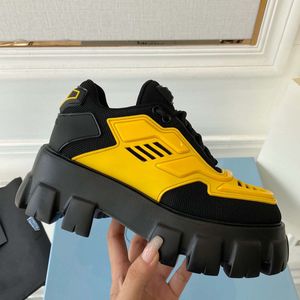 2023 New Product Star Show Heightening Robot Dad Shoes with Giant Teeth Sole Breathable Sports Trend Casual Shoes