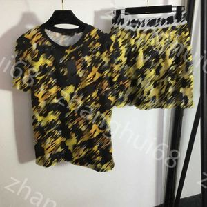 23SS Юбка набор женщин дизайнерская одежда бренд винтажный монограмма для печати с коротким рукавом футболка с коротки