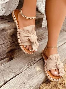 Sandaler kvinnliga sommar avslappnade plattskor bowknot kvinnor damer för flip flop lägenheter chaussure femmesandals