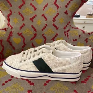 Tennis 1977 Canvas Casual Shoes Womens Shoe Luxurys Italy Green and Red Web Stripe elfenben Pale Pink Cotton Brodery Hook Tyg Stretch Cotton Mens Sneakers 13