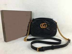 Borse da donna di alta qualità Catena d'oro Crossbody SOHO BAG Disco NUOVO STILE NUOVE PERCHI POLLE POLLETTO FEMMININA POLLETTO STAMPA SMEGGIE 21CM