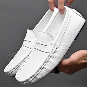Deri erkek ayakkabılar gündelik erkekler moda nefes alabilen sürüş ayakkabıları tasarımcı erkek moafers el yapımı mokasen artı 38-47
