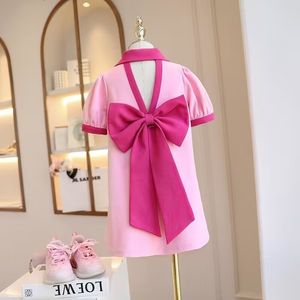 Flickor klänningar Retail Baby Girls Teenage Back Big Bow Princess Kids Cute Party Birthday Holiday 3 12 T 230508