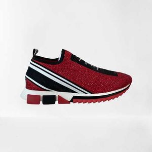 Moda Tasarımcı Spor Ayakkabıları Rinestonlar Kristaller Mens Slip-On Spor Streç Mesh Siyah Beyaz Kırmızı Glitter Runner Düz Eğitmenler No442