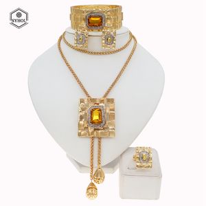 Pendanthalsband Fashion Dubai Gold Plated Woman Jewelry Set Champagne Necklace Simple Armband Earring Ring Syhol 230506