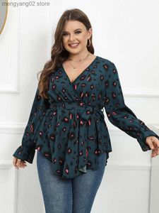 Женские блузкие рубашки Finjani Plus Size Tops 2022 Повседневные свободные V-образные женские блузки Высококачественные полиэфирные футболки.