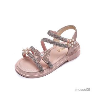 Sandaler Nya sommarflickor Sandaler Bling Rhinestone Princess Sandaler Fashion Children Anti Slip Mjuka plattskor