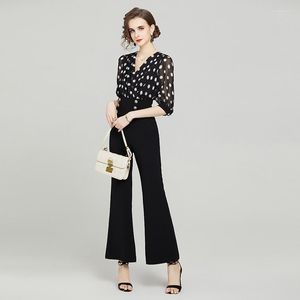 Women's Two Piece Pants Euro-American Style 2023 Summer Temperament V-neck Wave Point Fashion Casual Suit