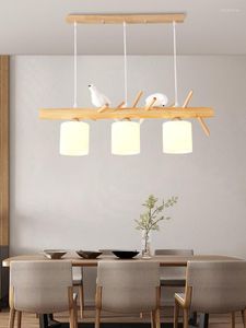 テーブルダイニングキッチンモダンな木製天井吊り灯装備ロフトホームインテリアリビングルームペンダントランプのシャンデリアリード