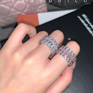 Cluster Rings Fashion White Pink Black Gemstone для женщин роскошные свадебные обручальные свадебные пальцы 925 серебряные украшения стерлингов оптом