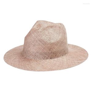 Szerokie brzegowe czapki wąskie dla kobiet Sisal Jazz Hat Fashion Summer Headwear Ladies Pink Beach UV Ochrona słomy hurtowa