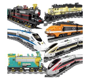 Toptan oyuncak treni elektrikli evrensel oyuncaklar Harmony Train Küçük Tren Track Oyuncaklar Erkekler Yüksek Hızlı Demiryolu Çocuk Oyuncakları Noel Hediyeleri