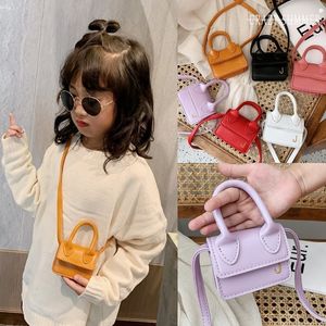 Bolsas de bolsas de crianças e bolsas Mini Bolsa Crossbody Girl Girl Girl Garota Pequena Bolsa Crista de Mãe Bolsa de Mão Bolsa Feminina Tote 230508