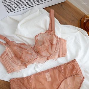 Bras Sets Romantic Feminine And Exquisite Embroidered Underwear Set Thin Bra Petal Cup Soft Steel Ring Upper Support Lingerie Panty