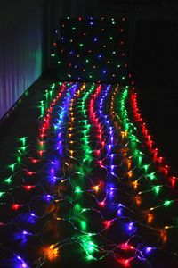 Stringhe 4.5mx1.5m 300LED Net Mesh Fairy Web String Light Twinkle Lamp Natale Natale Ghirlanda di nozze Decorazione per albero di Natale 4 colori OpzionaleLED L