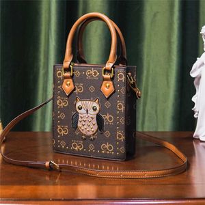 60% Rabatt auf Geldbörsen Outlet Baobao Damentasche 2023 New Owl Embroidery Network Red Live Fashion Vielseitige One-Shoulder-Crossbody-Handtasche