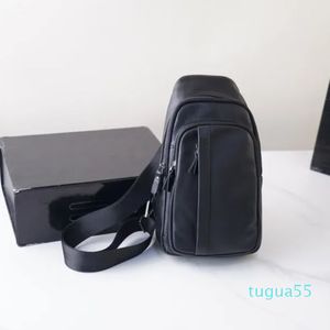 Tasarımcı-Derecilik Erkekler Göğüs Çanta Tasarımcı Çantalar Bel Crossbody Bag Man Kemer Kemer Omuz Erkek Kart Tutucu Çok Amaçlı Satchel Cüzdan Cüzdanları Messenger Kadınlar