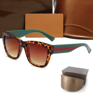 Hochwertige Strand-Frauen-Sonnenbrille Luxus-Weinlese-Männer-Sonnenbrille net rot gleiche Gläser Markenmänner Designer-Brillen Gradienten-Frauenbrille 0034 Sonnenbrillen