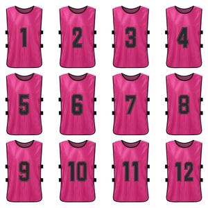 Balls 12 PC Adults Soccer Pinnies Football Team Jerseys Youth Sports Scrimmage Soccer Team Training Numbered Bibs Practice Sports Vest 230508