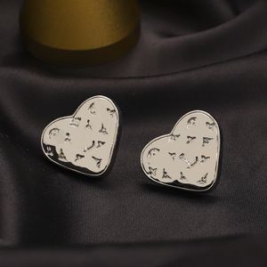 2024 New Fashion classics Luxury Stud Earrings For Women Engagement Designer Jewelry Gift Senior Wedding Channel Earring Gold Earings with Velvet Bag