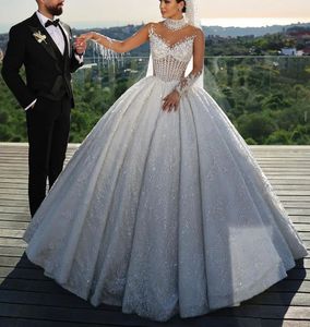 Luxury Ball Gown Wedding Dresses Long Sleeves V Neck Halter Sequins Applique Ruffles Bridal Gowns Beads Zipper Formal Dress Plus Size Custom Made Vestido de novia