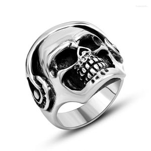Pierścienie klastra S7 Pierścień czaszki czarne oko Ghost punkowy osobowość męska biżuteria w klubie nocnym akcesoria hurtowe