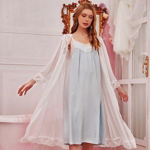 Damen-Nachtwäsche Prinzessin Damen Pijamas Sleeping Night Dress Lounge Set Lady Sexy Lace Fairy Nightwear Vintage Gown And Robe Sets