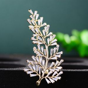 Pins broszki mody sosny liść cyrkon broszka elegancka temperament botaniczne ubranie botaniczne kreatywność