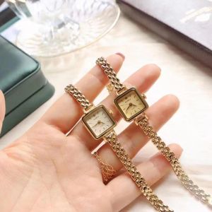 Wristwatches 2023 Women's Watch Square Dial Brass Band Vintage Wrist Bracelet Gift for Lovers Clothing Mild Luxury Rose Gold