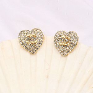 Designer Charm Stud Jewelry Womens Pearl Earring Luxury Plated Silver Crystal Heart-Shaped Pendant Ear Stud Letter Designers Jewlery Accessories