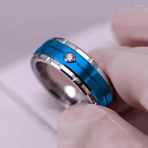 Fedi nuziali Moda 8mm Uomo Doppia scanalatura smussata Anello in acciaio al titanio Blu Intarsio spazzolato Zircone Per uomo Fascia Gioielli regalo